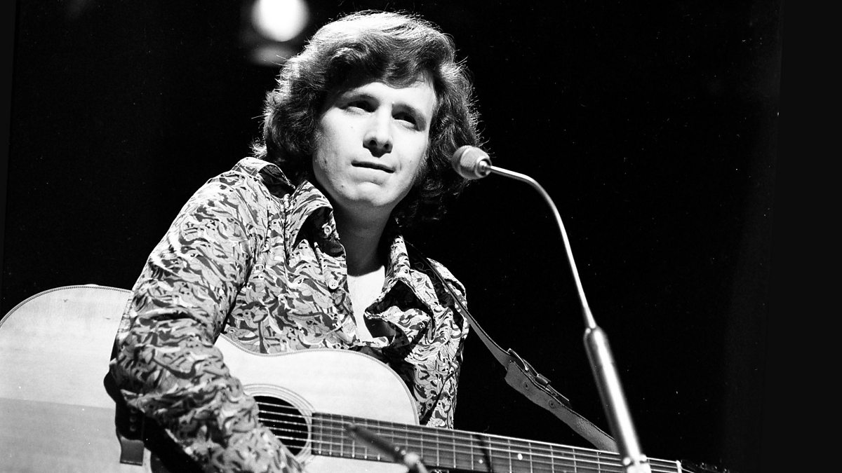 Don McLean playing live